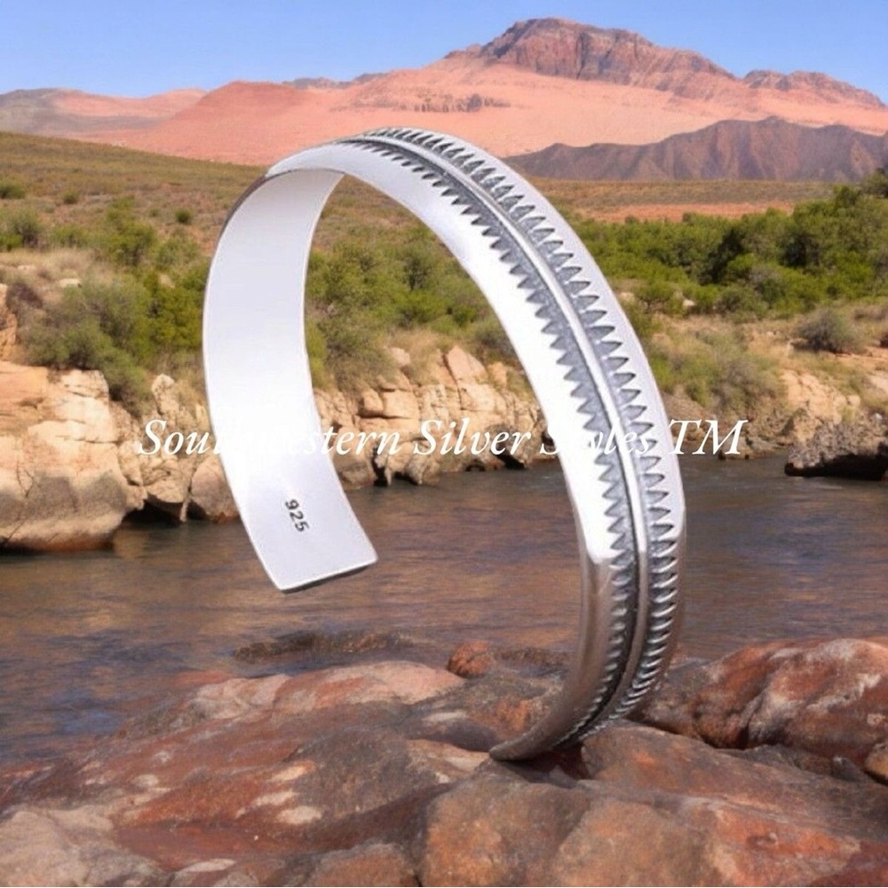 Southwestern Boho Chic Navajo Style Oxidized .925 Sterling Silver Cuff Bracelet